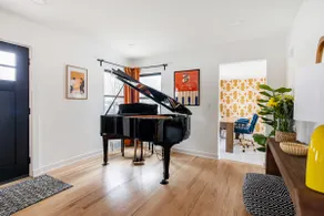 Modern Farmhouse 4BR, Fenced Yard, Pet Friendly - Image 4