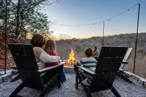 Riverfront•Sauna•Hot Tub Cold Plunge•Pickleball - Image 2