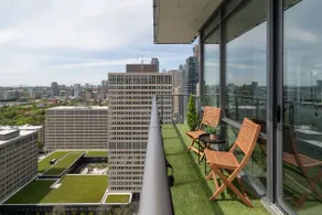 Modern 2BR Haven Luxury Stay in Financial Dist - Image 3