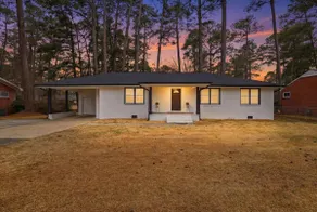 Cozy 3BR Smithfield Home Near Outlets and Dining - Image 2