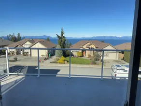 Panoramic Ocean View - 2BR Main Level, Nanaimo - Image 3