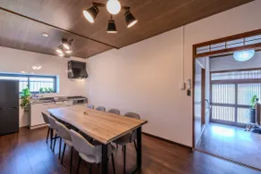 2 minutes walk to the sea Surrounded by rich nature Ancient house for rent You can see the beautiful sunset over the ocean. - Image 3