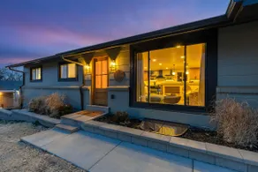 Lamar Haus | Luxury 5BR Near Denver & Red Rocks - Image 2
