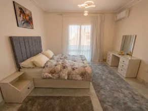 Modern & Spacious Nile View Apartment in Dokki - Image 4