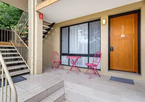 Tweed Valley Studio with Pool Access - Image 3