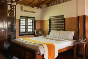 2BR Mud & Bamboo Beachfront Villa, Thrissur - Image 4