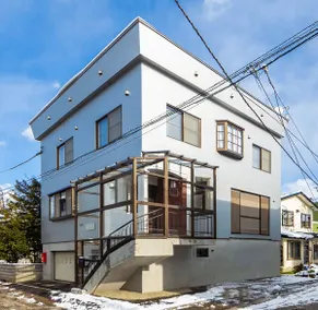 Up to 14 guests / 130㎡ / 4 BR / Parking for 2 cars - Image 4