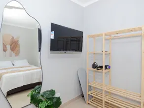 New 3-Bedroom Studio, Secure, Self Check-in, Wi-Fi, Near GRU - Image 4