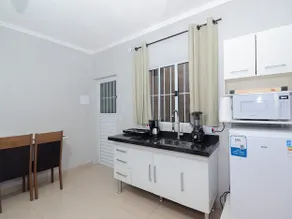 New 3-Bedroom Studio, Secure, Self Check-in, Wi-Fi, Near GRU - Image 2