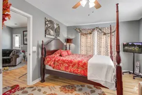 Margie & Hank's 4BR | Fenced Yard | Pet Friendly - Image 4