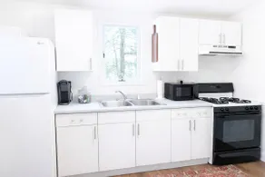 Peaceful, Warm, Inviting Cottage in Loretto - Image 2