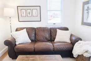 Peaceful, Warm, Inviting Cottage in Loretto - Image 3