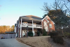 Spacious Manor w/Pool- TPC CountryClub 5 mins away - Image 4