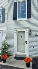 Modern 3-Story Townhouse Comfort meets convenience - Image 5
