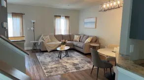 Modern 3-Story Townhouse Comfort meets convenience - Image 2