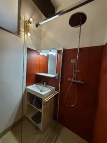 Authentic and easy to access accommodation - Image 4