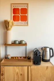 Cozy & Design Cocoon: Bricks and Beam - Image 5