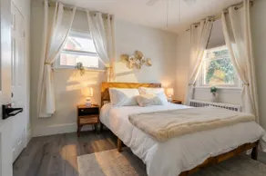 La Maison Charlotte 3BD Room - Image 3