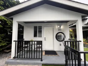 Cozy & Quiet Garden Suite, Free Wi-Fi & Parking - Image 2