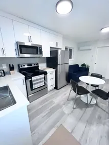 Cozy & Quiet Garden Suite, Free Wi-Fi & Parking - Image 5