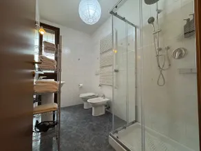Smart Business&Travel Flat - Free Private Parking - Image 5