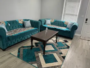 Modern 4BR 3Bath •2 Master • 20 Min Downtown - Image 3