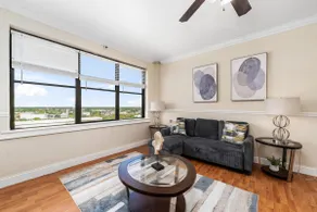 Sky High Retreat | Heart of Jacksonville Downtown - Image 5
