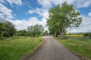 Peaceful Cotswold Retreat at Chad Lakes, Stow - Image 2