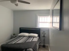 Spacious 2 Bedroom House room to spread out. - Image 3