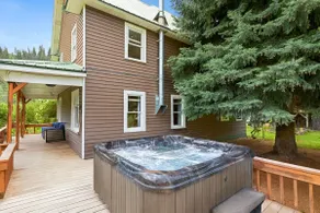Sharilynn @ Bar-B-Earl Ranch-66 acres & hot tub! - Image 5