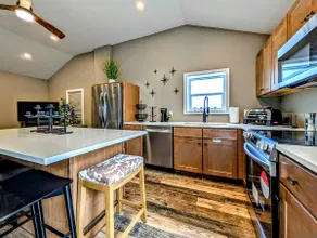 Cozy Bungalow & Magic Garden - Pets Welcome! - Image 3