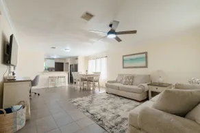 Home In Baytown| Rodeo & World cup ready! - Image 3