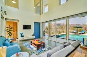 Sunrise Manor 3BHK Pet-Friendly Villa with Pool - Image 3