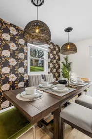 CasaChic Lancaster | Designer Farmhouse | Sleeps 6 - Image 3