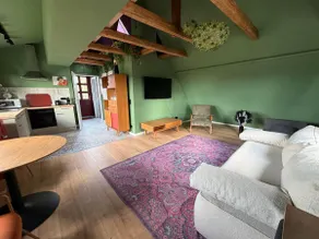 Fairytale accommodation with castle view - Image 3