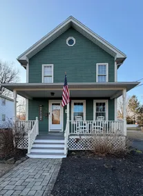 Wonderfully Walkable, Glastonbury-center Gem - Image 5