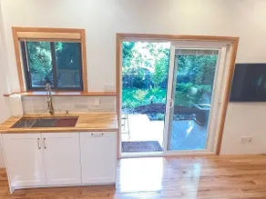 Private Apartment with Spa Bath - Image 4