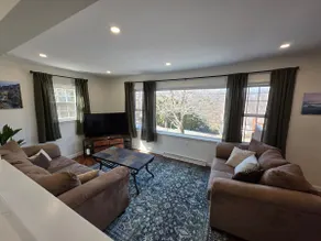3 Bedroom House in Lancaster • Patio • Fire - Image 5