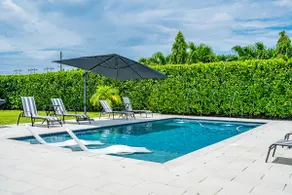 The Luxe Retreat – Heated Pool - Image 2