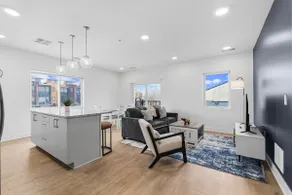 Clinic & CWRU 2BR | Balcony + Parking, 24/7 GYM - Image 2