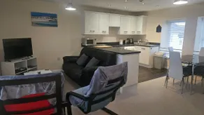 Newquay Detached Holiday Coach House with one parking space - Image 4