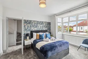 Large 5Bed House London Next CUH Free Parking - Image 4