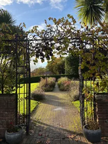Knowle Grange Guest House - Image 5