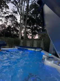 Hot swimming Spa Pool Family Retreat - Image 2