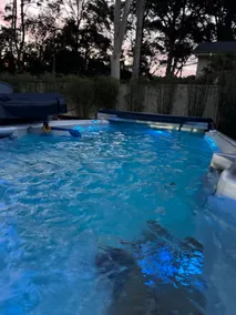 Hot swimming Spa Pool Family Retreat - Image 5