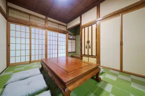 Spacious, private, traditional Japanese house. Toyama Station is a 15-minute walk. 1-8 people. An inn where you can have fun. Parking is available. - Image 5