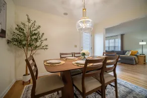 Sleeps 8 Near Keeneland + Basement Lounge - Image 2