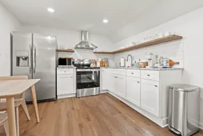 King Bed | Private Entrance | EV Charger | Patio - Image 2