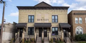 Lux Condo | Garage | Fenced Backyard | KING Beds - Image 2