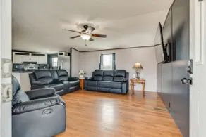 Newly Renovated Country Escape - Image 2